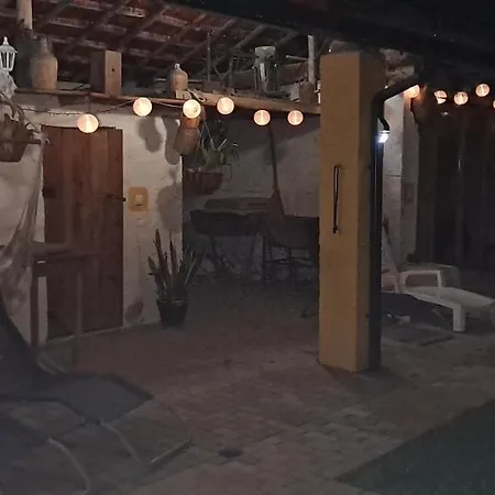 Casa Da Avo Do Puto * Меальяда