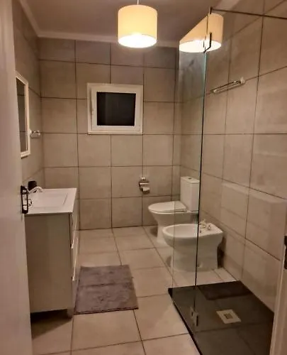 Casa Da Avo Do Puto *