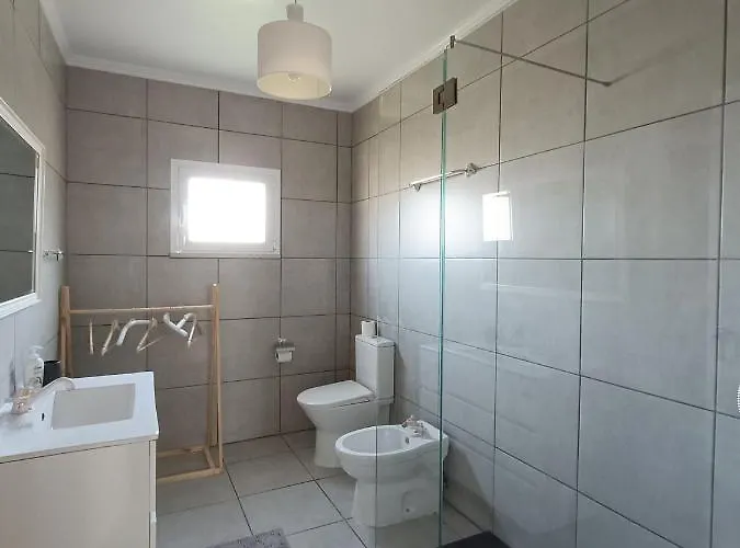 Casa Da Avo Do Puto *